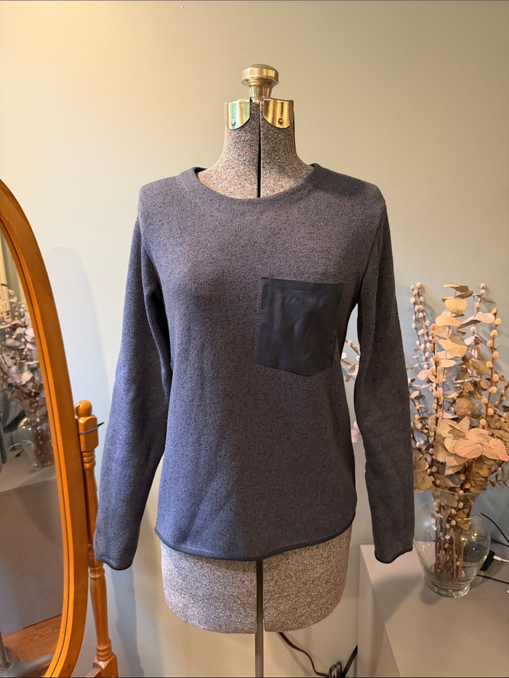 Arc’teryx Sweater Shirt